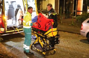 Zwaargewonde aangetroffen in tuin, traumateam ingezet Lijsterbesstraat Schipluiden