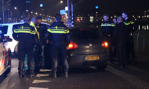 24 januari Inbreker gewond na worsteling met bewoner Douglaslaan Den Haag