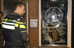 Brute inbraak in café “De Asplaag” Koningin Emmaplein Den Haag