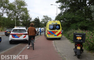 Maaltijdbezorger gewond bij aanrijding Soestdijkseplein Den Haag