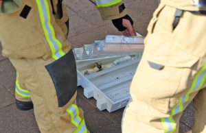 Zoektocht na rook en brandlucht in beddenwinkel Dreamzzz Huis te Landelaan Rijswijk