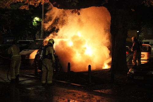 1 oktober Geparkeerde auto total loss na brand Groenteweg Den Haag