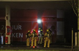 Flinke rookontwikkeling bij brand in tankstation Machiel Vrijenhoeklaan Den Haag