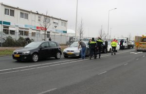 Vier auto’s beschadigd bij aanrijding Binckhorstlaan Den Haag