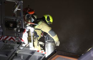 Brandweer rukt uit voor schoorsteenbrand Zwaluwsingel Rijswijk