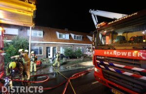 Hulpdiensten rukken uit voor felle brand in woning Woutersweg ‘s-Gravenzande