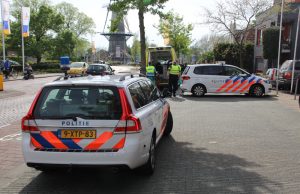 Bromfietsster gewond na aanrijding met auto Heulweg Wateringen