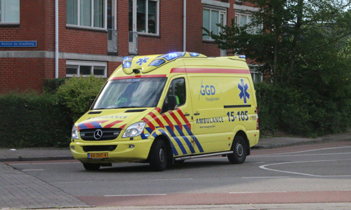 15 juni Scooterrijder gewond bij aanrijding met personenauto Reinier De Graafweg Delft
