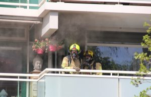Drie woningen ontruimd bij brand in flat Forellendaal Den Haag