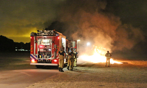 10 juli Flinke vlammenzee door in brand gestoken Dixi Zuiderpark Den Haag
