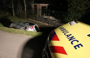 Auto te water Kanaalweg De Lier