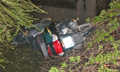 13 januari Scooterrijder onder invloed belandt in sloot Buitenwatersloot Delft