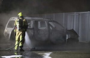 Elektrisch busje vliegt voor een tweede keer in brand Goudstraat Zoetermeer