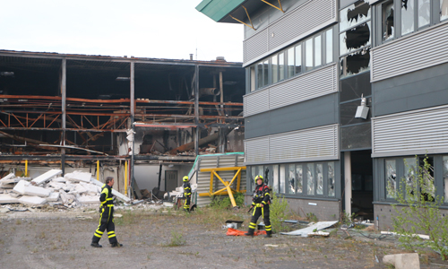 30 april Opnieuw brand in sloopgebouw, vier aanhoudingen in de omgeving Van Embdenstraat Delft