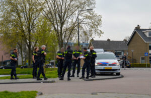 Politie-inzet bij burenruzie met mogelijk vuurwapen Jongkindstraat Maassluis