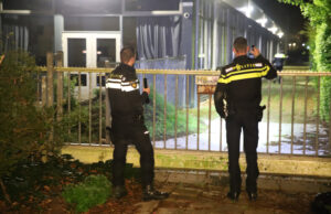 Politie zoekt naar mogelijke inbrekers Westlandseweg Delft