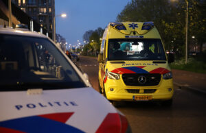 Winkeldief wordt onwel in stilstaande lift Laakweg Den Haag