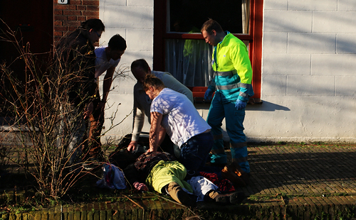 3 februari Man raakt te water Buitenwatersloot Delft