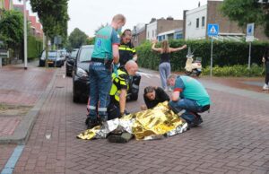 Persoon gewond na aanrijding met auto Koningin Julianastraat Nootdorp