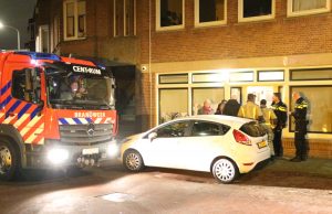 Vuurwerk door brievenbus gegooid bij woning Irisplein Den Haag