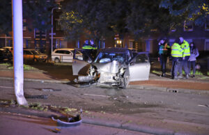 Bestuurder aangehouden na flinke aanrijding Buitenom Den Haag