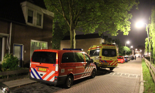 18 juli Arrestatieteam haalt verwarde man uit woning Lethmaetstraat Gouda