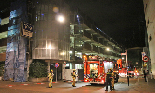 30 september Brandweer rukt uit voor brand in parkeergarage Amsterdamse Veerkade Den Haag