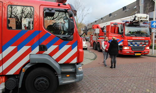 18 november Flinke rookontwikkeling door brand in leegstaande school Hendrik van Naaldwijkstraat Naaldwijk
