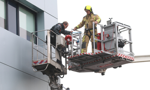 30 april Glazenwasser vast in bakje Reinier de Graafweg Delft