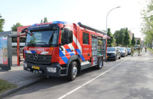 Gewonde bij kop-staart aanrijding Oostlaan Pijnacker