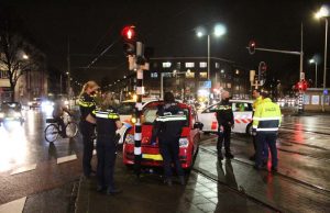 Lichtgewonde na eenzijdige aanrijding Troelstrakade Den Haag