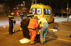 Fietser zwaargewond na aanrijding Loosduinseweg Den Haag