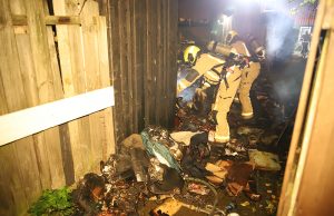 Schuurtje gaat in vlammen op, mogelijk brandstichting Zonnedauw Den Haag