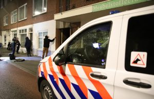 Drugsgebruikers weggestuurd uit portiek na verdachte situatie Rijswijkseweg Den Haag