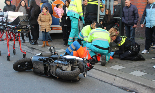 23 februari Brommerrijder gewond na val Terletstraat Den Haag