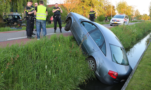 5 mei Dronken automobilist rijdt voertuig de sloot in
