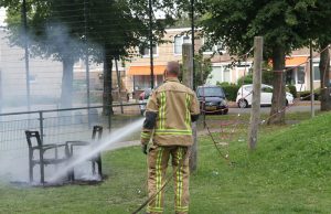 Brandweer rukt uit voor brandende stoelen Frederik van Eedenlaan Delft