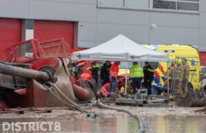 Dodelijk slachtoffer na omvallen heistelling Van Maasdijkweg Rotterdam