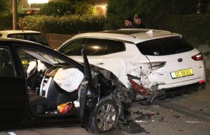 Automobilist ramt geparkeerde auto’s Gevers Deynootweg Scheveningen