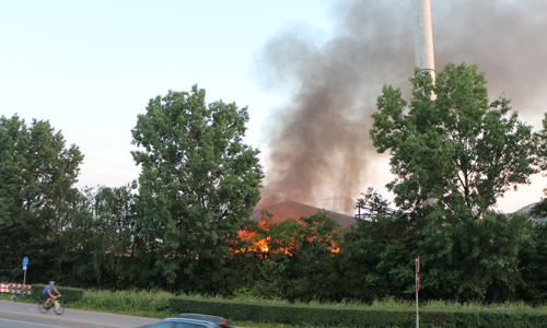 26 mei Weer flinke brand op terrein Renewi Wateringveldseweg Wateringen