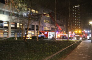 Bewoners op straat na brand in studentenflat Stamkartplein Den Haag