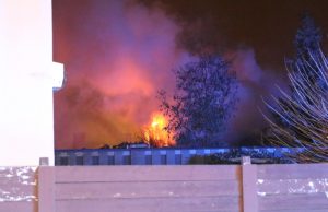 Schuur in brand gevlogen aan achterzijde van woning Tibetstraat Delft
