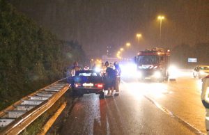 Ongeval op de A4 nadat sleeptouw breekt A4 Rijswijk