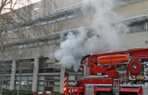 Grote brand in studentencomplex Stamkartplein Den Haag
