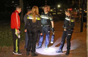 Jongens inhaleren lachgas en crashen tegen boom Sir Winston Churchillaan Rijswijk