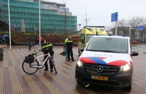 Gewonde bij steekincident Stationsplein Delft