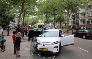 Flinke schade na aanrijding Beresteinlaan Den Haag