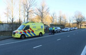 Schade na aanrijding tussen twee auto’s Diepenhorstlaan Rijswijk