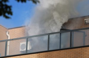 Woning flink beschadigd door brand Oude Haagweg Den Haag