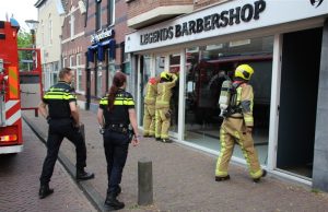 Bovenbuurman kapperszaak voorkomt brand door snel ingrijpen Molenstraat Naaldwijk